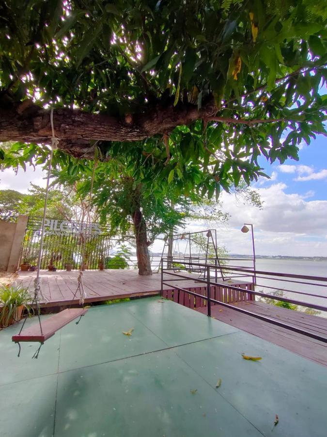 Pilgrim'S Kitchen & Inn Savannakhet Exterior foto