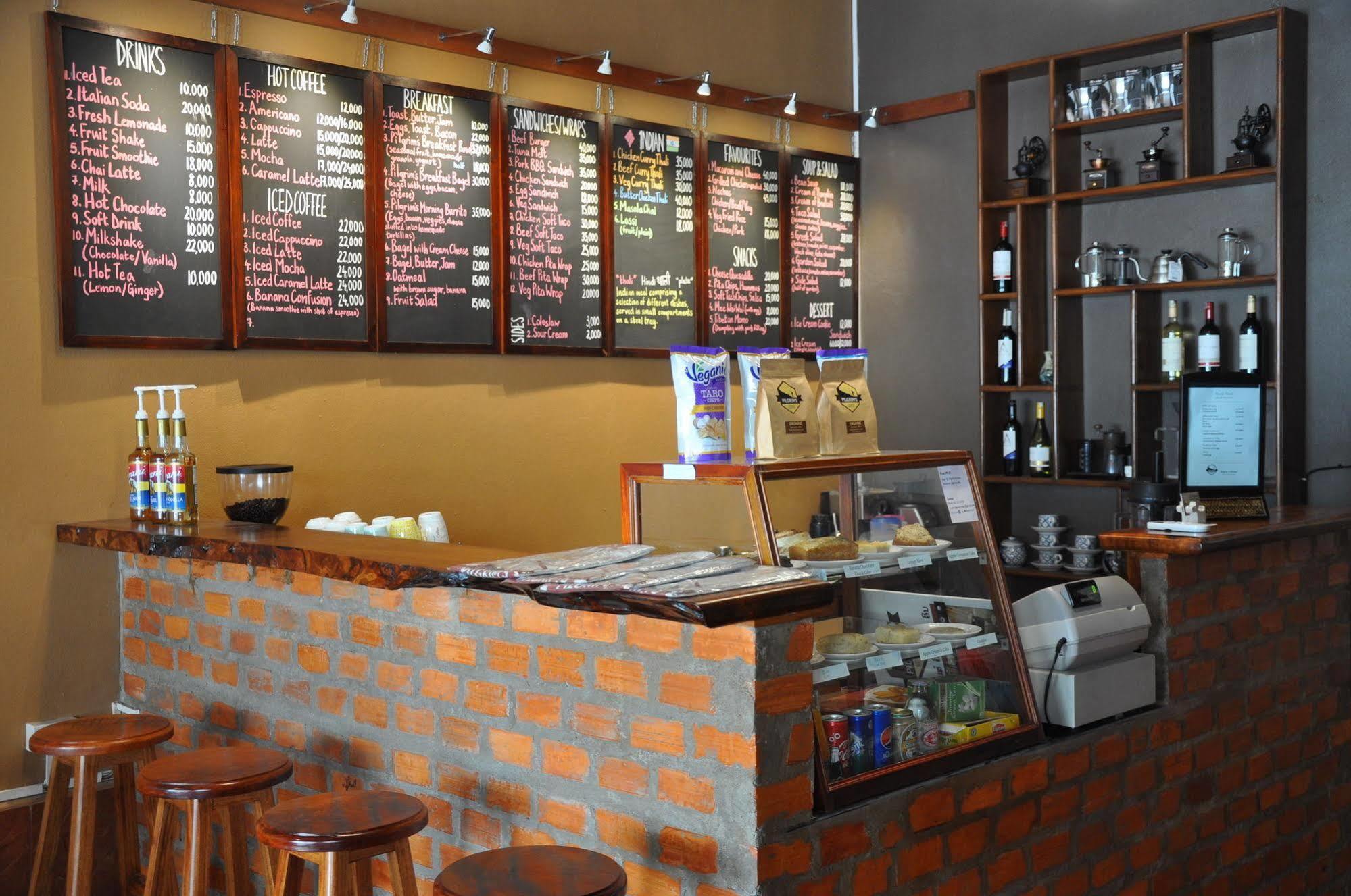 Pilgrim'S Kitchen & Inn Savannakhet Exterior foto